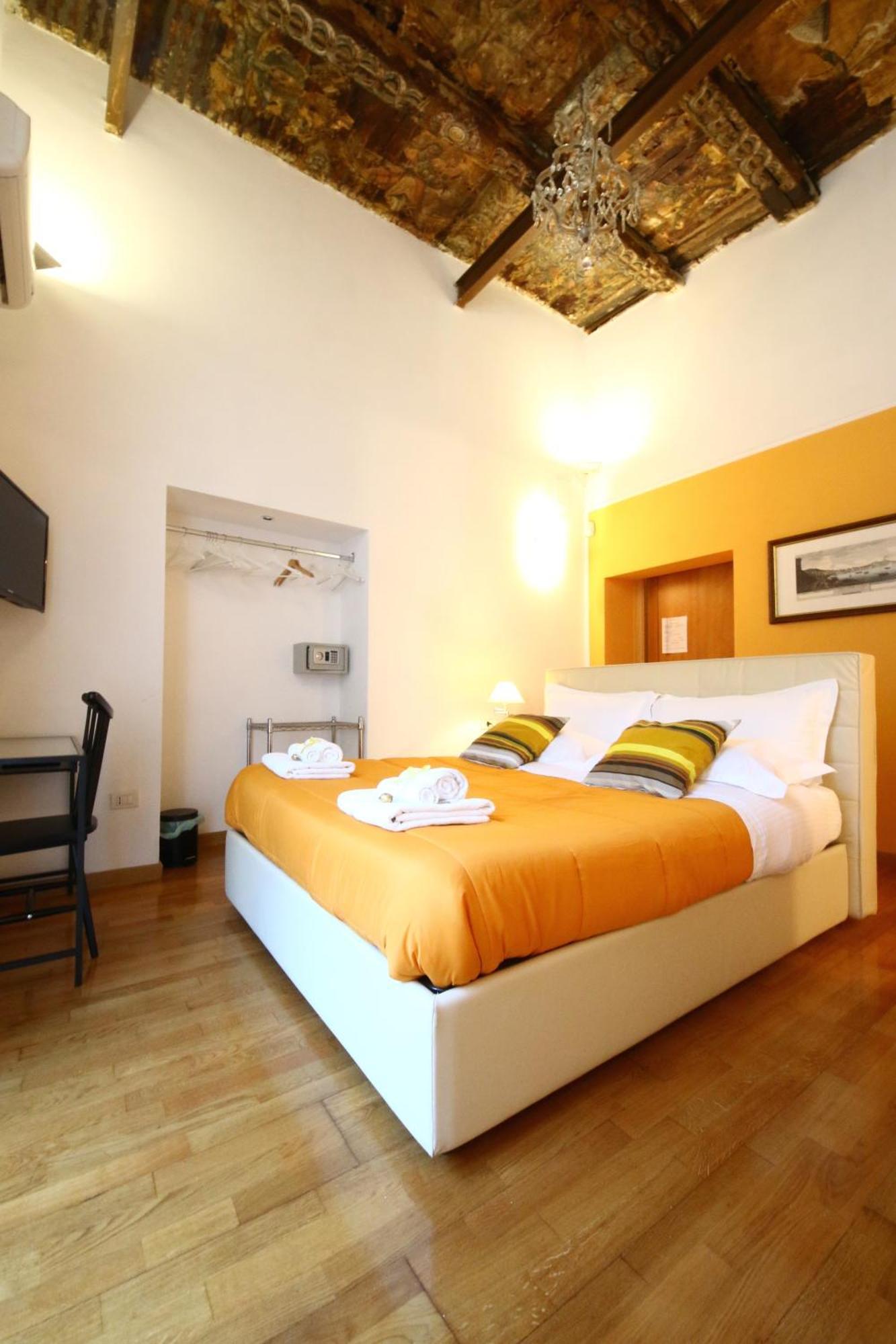 נאפולי Talismano Luxury Rooms & Apartments מראה חיצוני תמונה