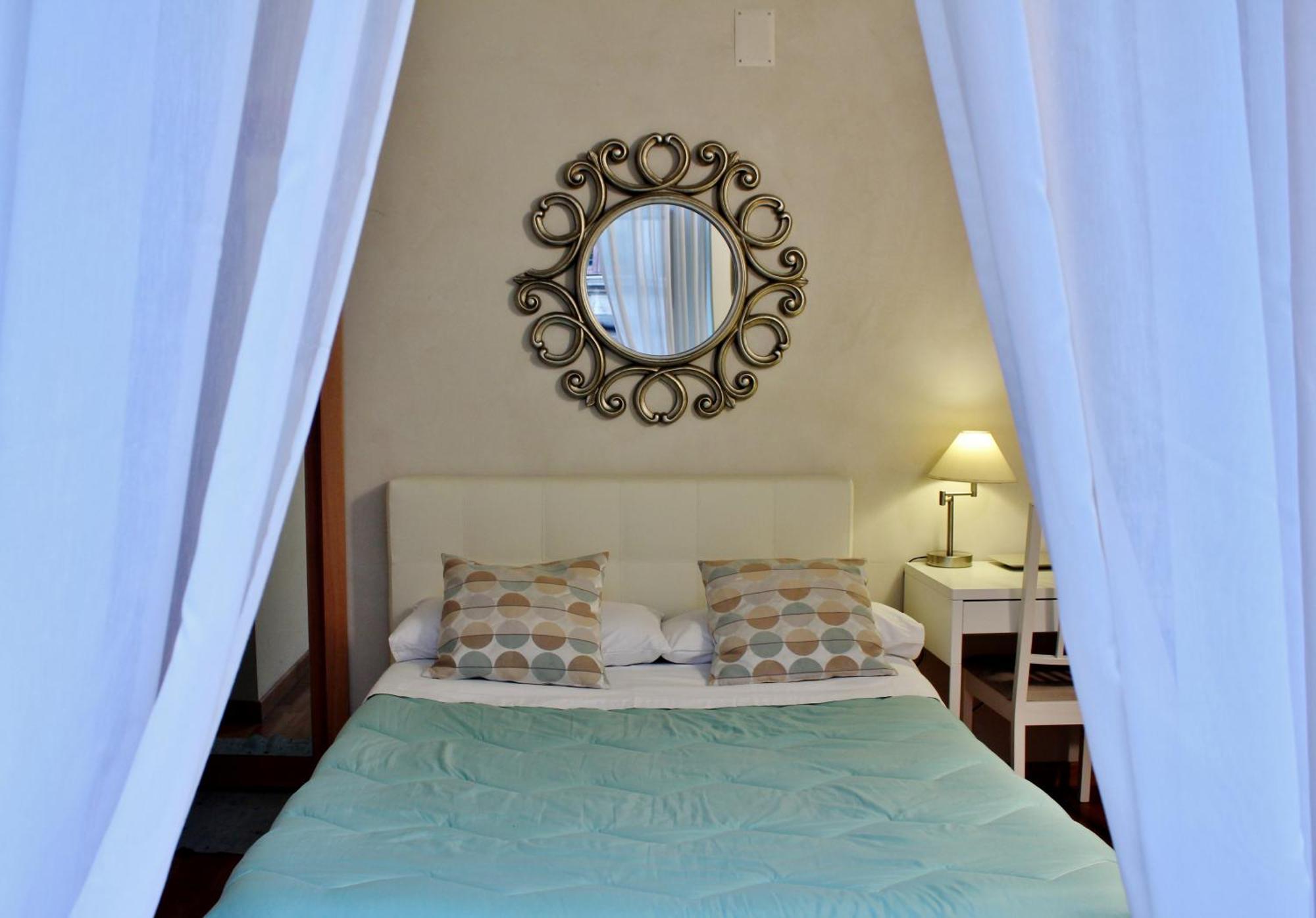 נאפולי Talismano Luxury Rooms & Apartments מראה חיצוני תמונה