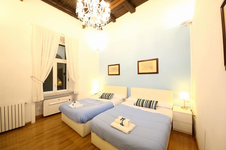 נאפולי Talismano Luxury Rooms & Apartments מראה חיצוני תמונה