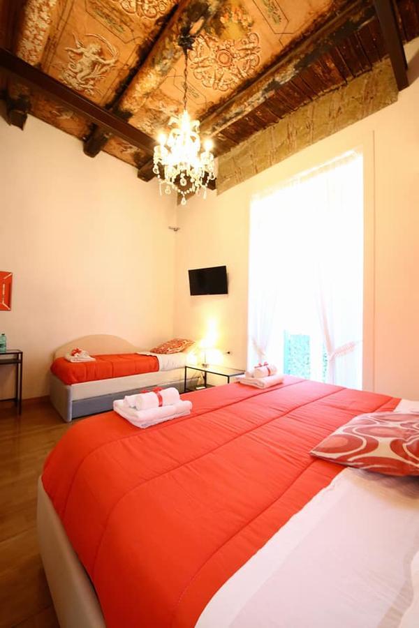 נאפולי Talismano Luxury Rooms & Apartments מראה חיצוני תמונה